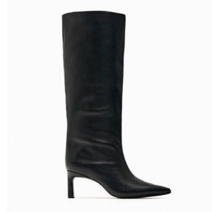 Zara Heeled Leather Boot - Black Leather